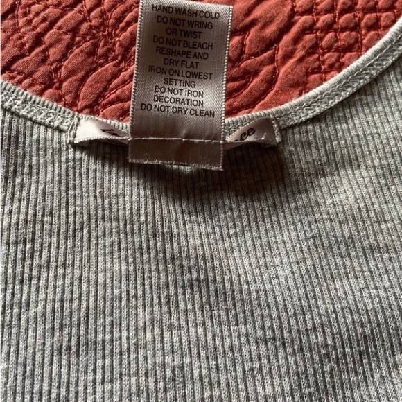 Instant Romance Sequin Tank Top Size M - Picture 6 of 6